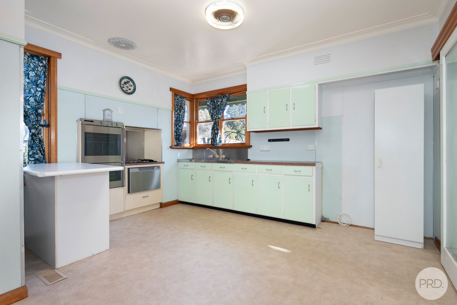 24 Raglan Street CRESWICK 6