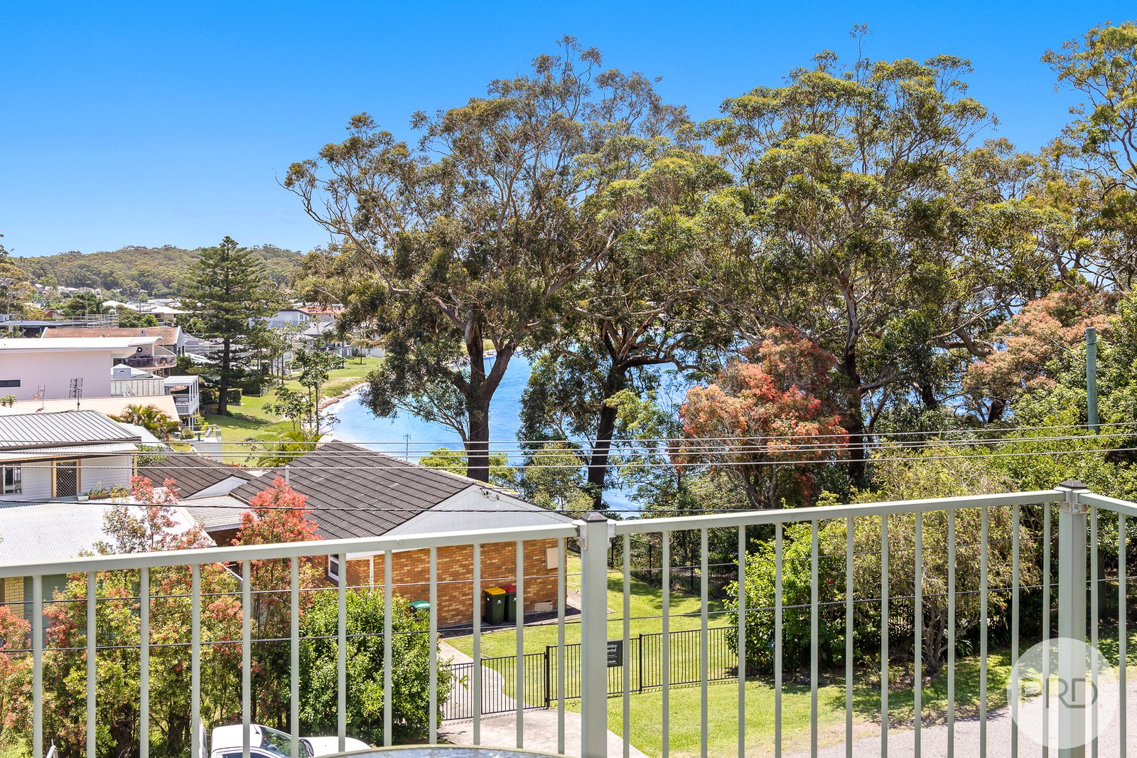 24 Randall Drive SALAMANDER BAY 1