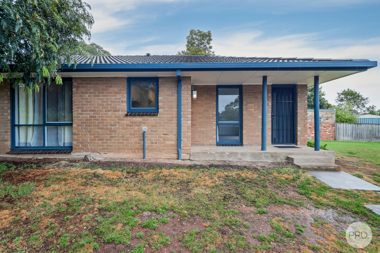 2/4 Rathkeale Avenue MOUNT HELEN 2