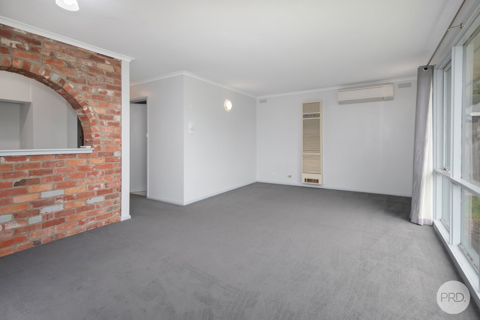 2/4 Rathkeale Avenue MOUNT HELEN 5