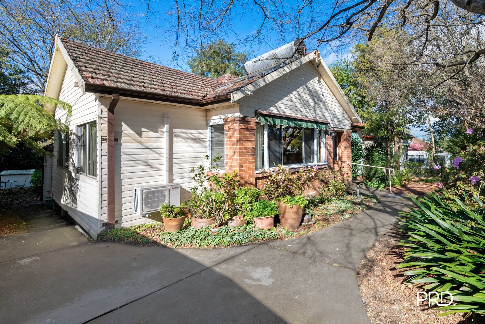 24 Raymond Road SPRINGWOOD 2