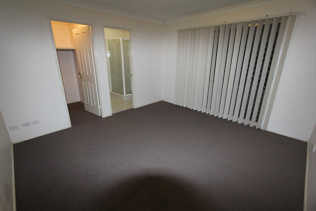 24 Rebbechi Court PARKWOOD 5