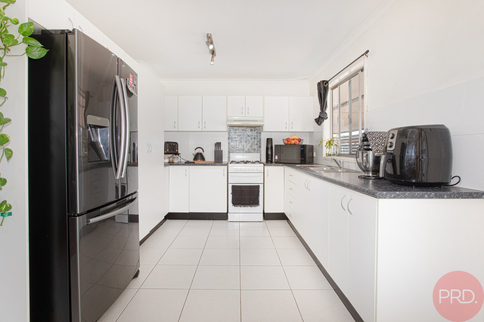 24 Regiment Road RUTHERFORD 5