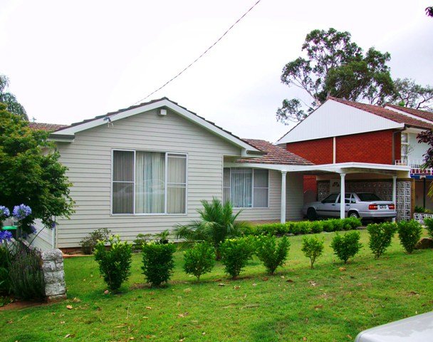 24 Renway Avenue LUGARNO 1