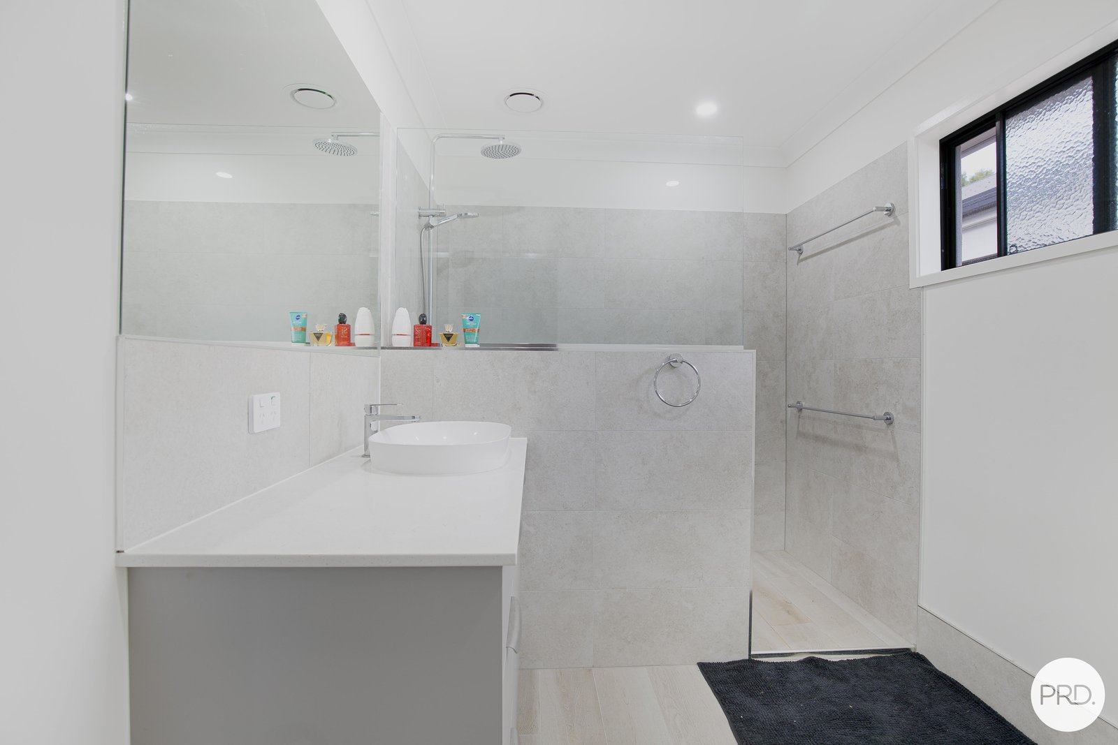 24 Retreat Way SHOAL POINT 16