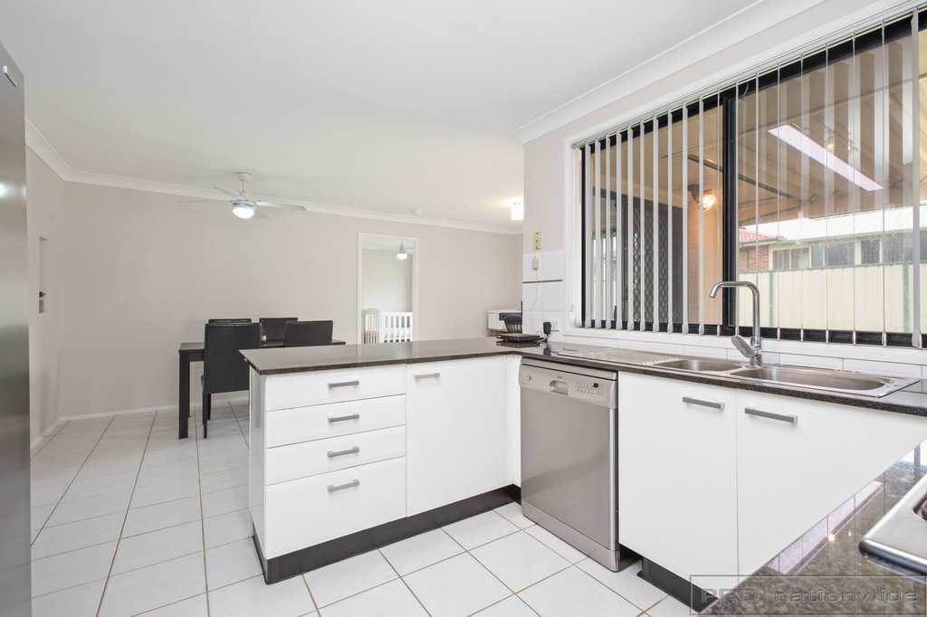 24 Richard Road RUTHERFORD 8