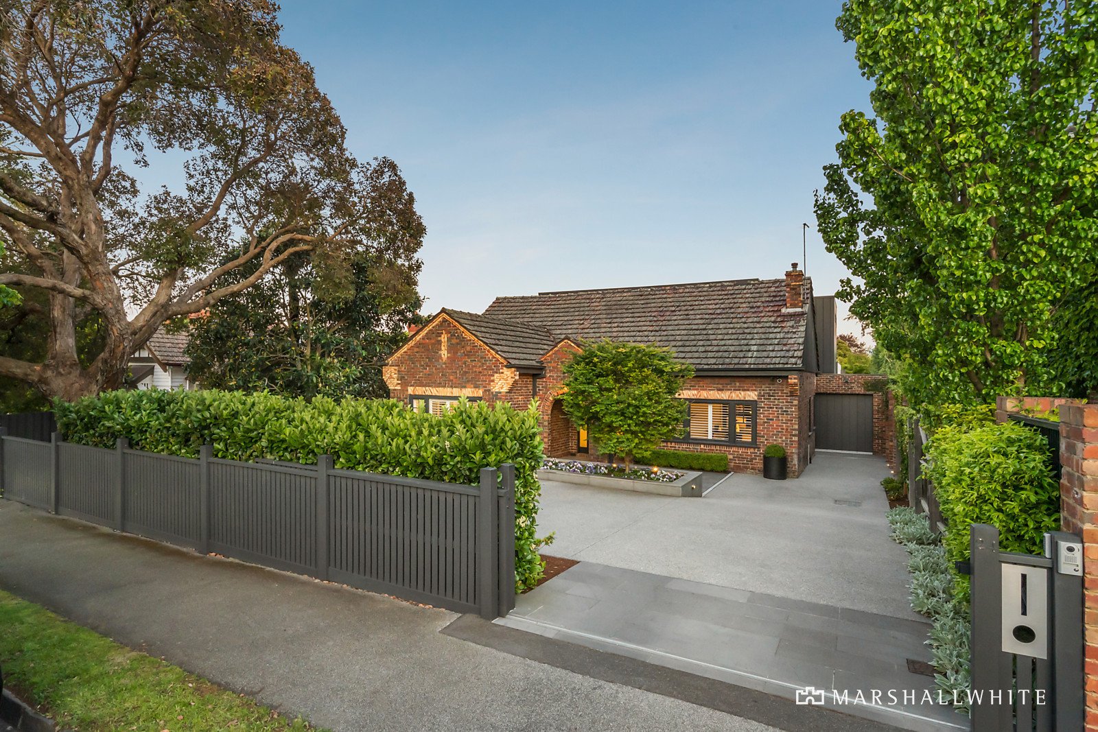 24 Ridgeway Avenue, Kew, VIC