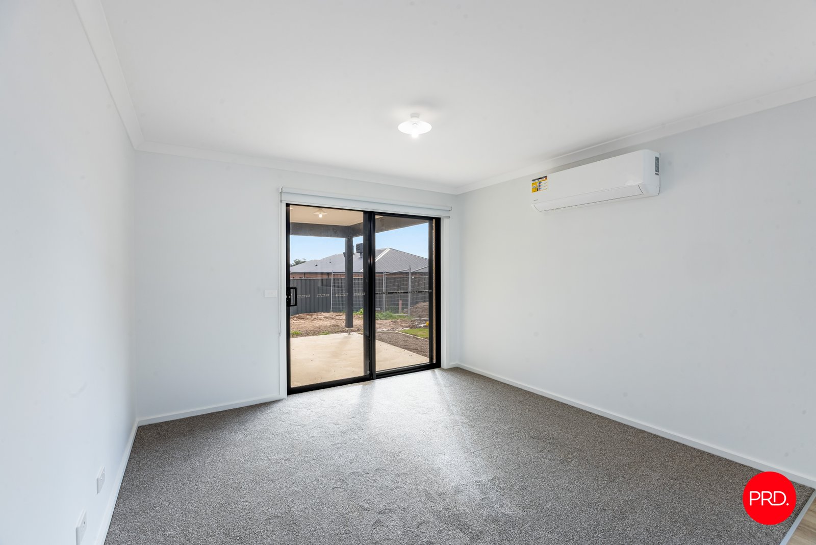 24 Riverlea Drive JACKASS FLAT 4