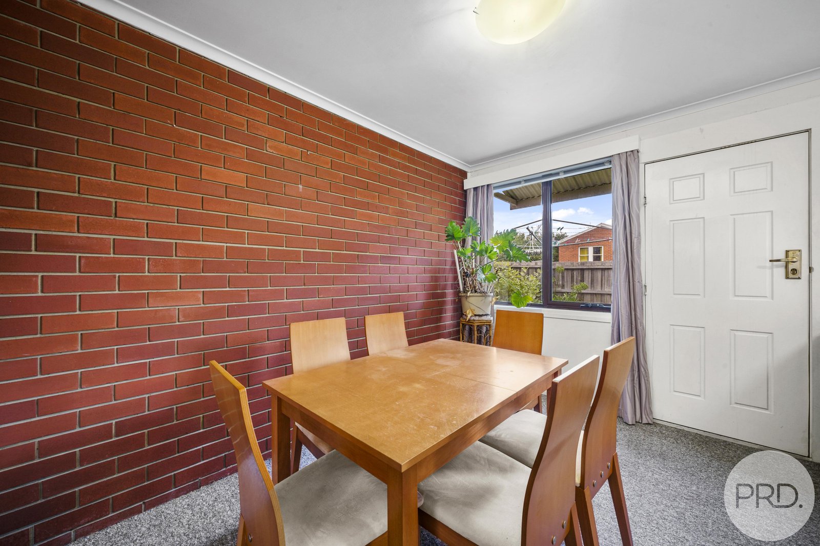 2/4 Riverway Road MONTROSE 6
