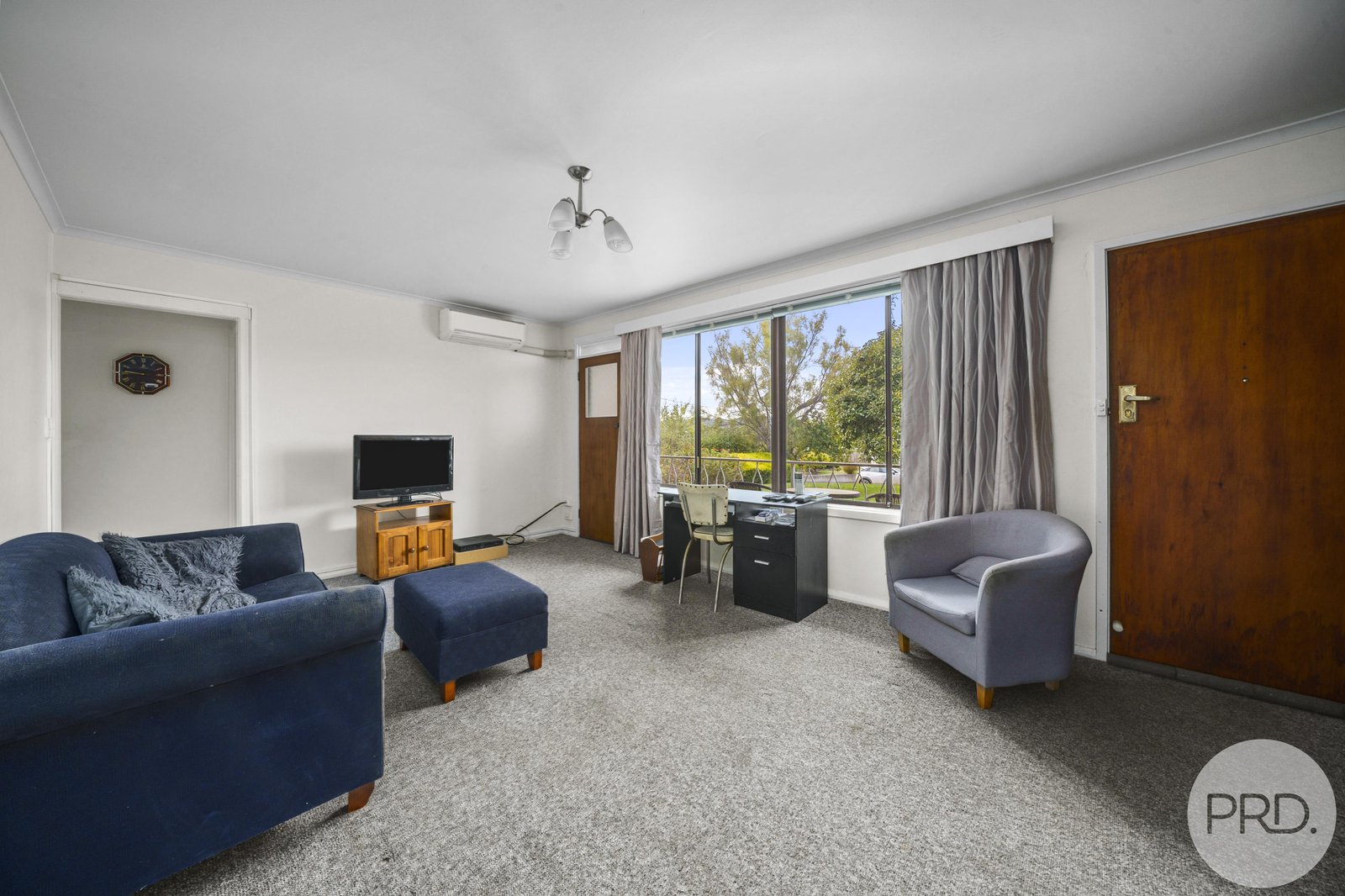 2/4 Riverway Road MONTROSE 9