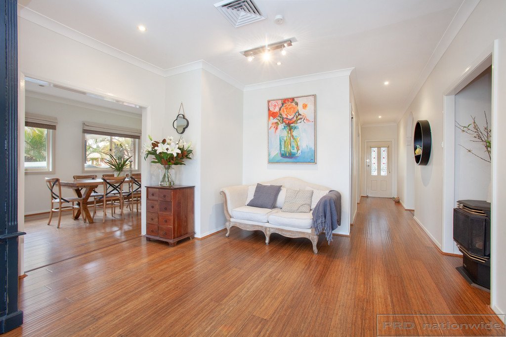 24 Robert Street TENAMBIT 16