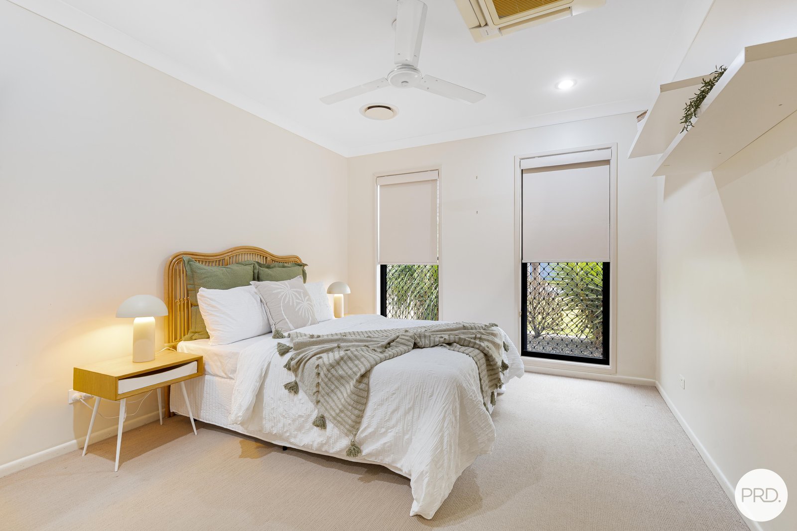 24 Royal Boulevard GLENELLA 9