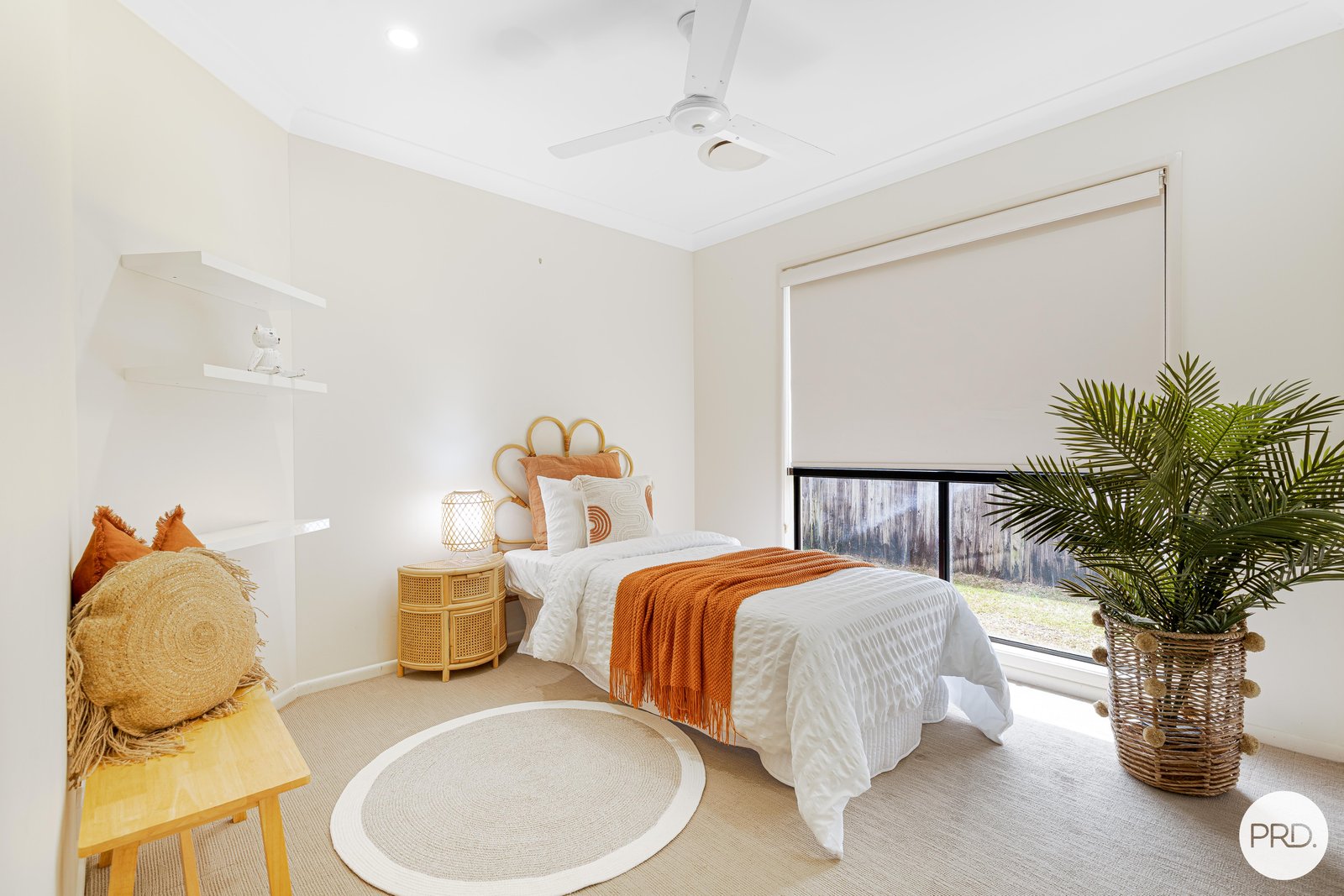 24 Royal Boulevard GLENELLA 11