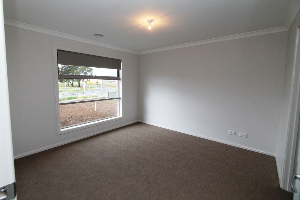24 Royale Street DELACOMBE 4