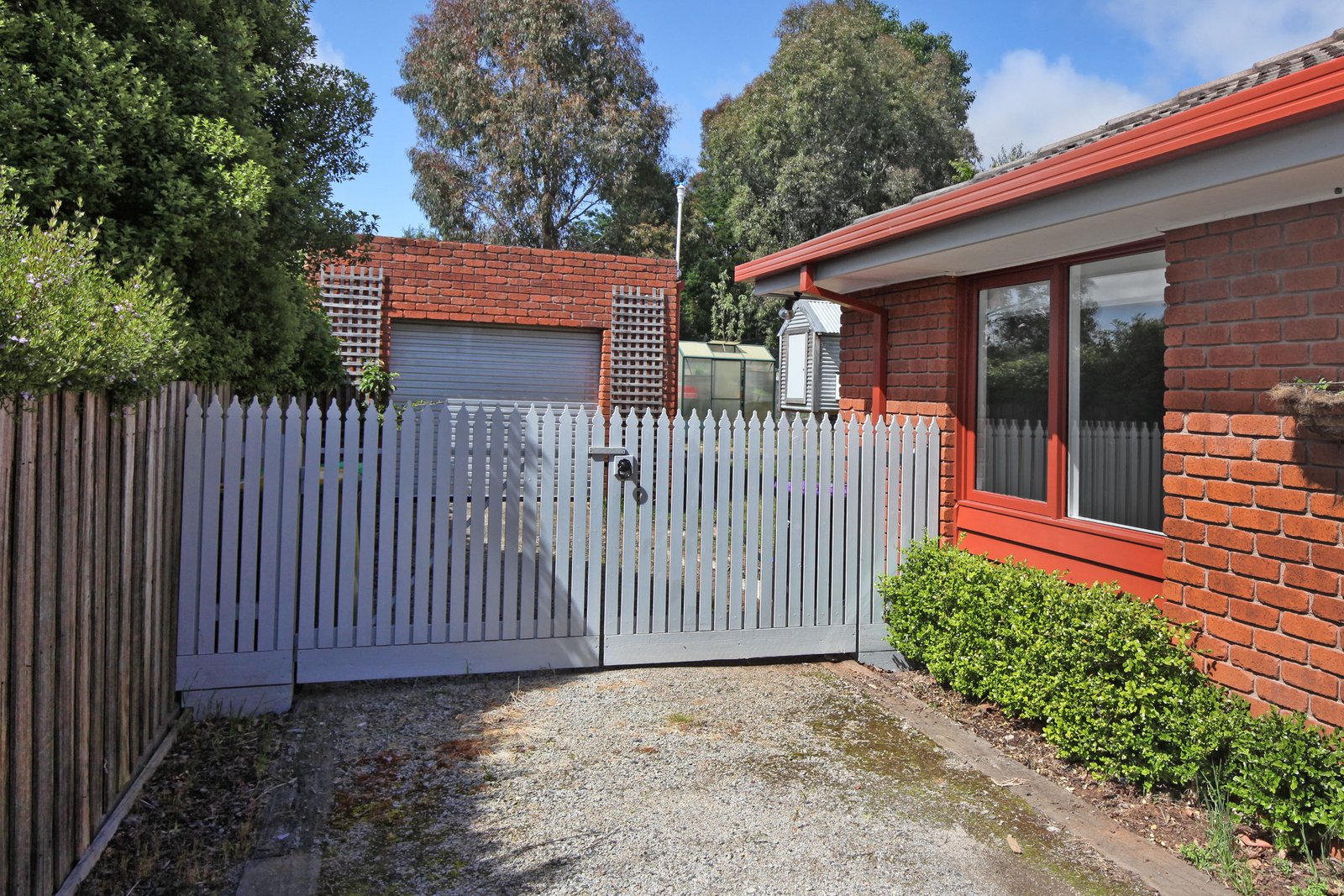Real Estate and Property in 24 Russell Avenue, Woodend, VIC