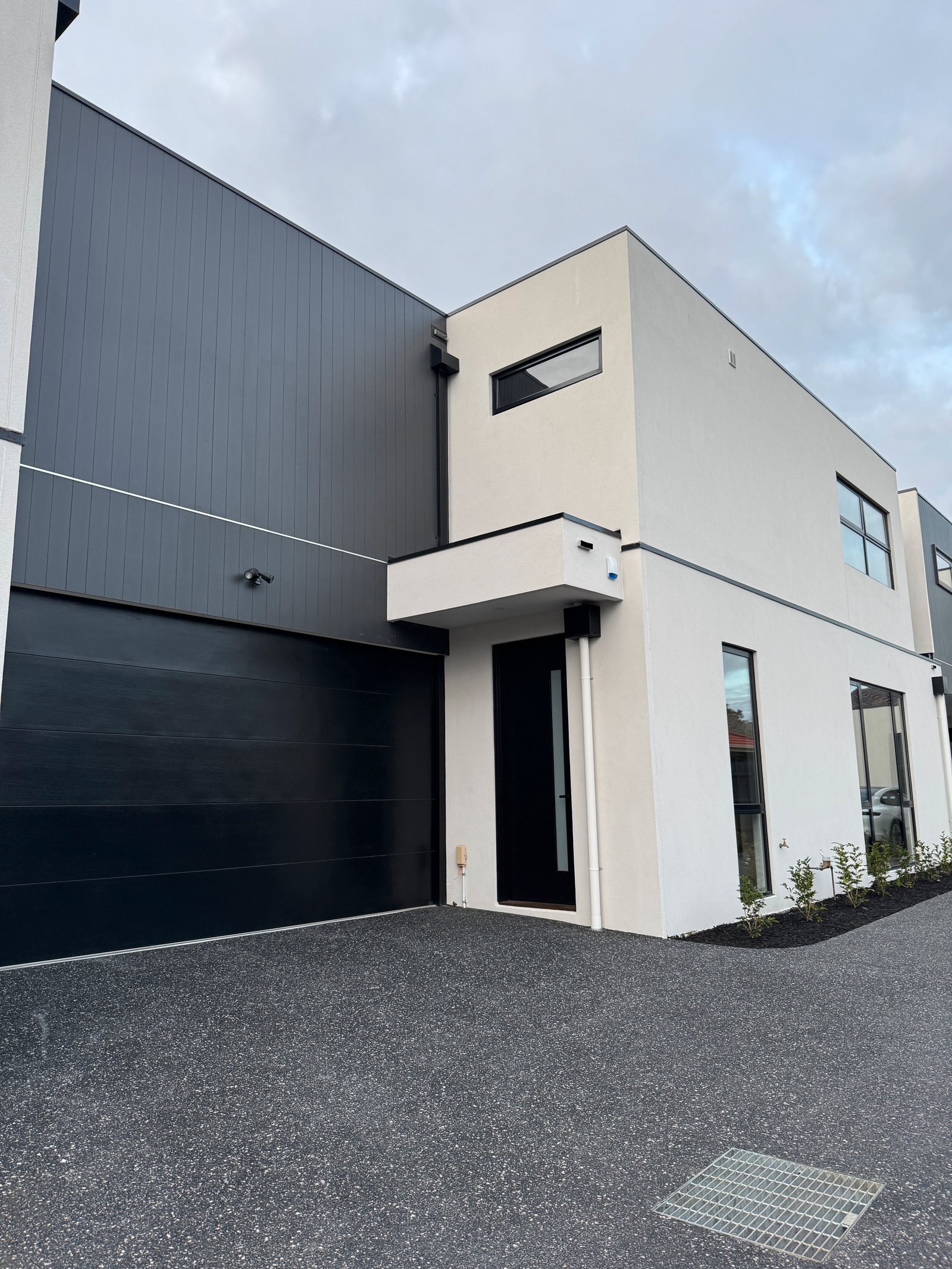 Gallery: 2/4 Saint Georges Avenue