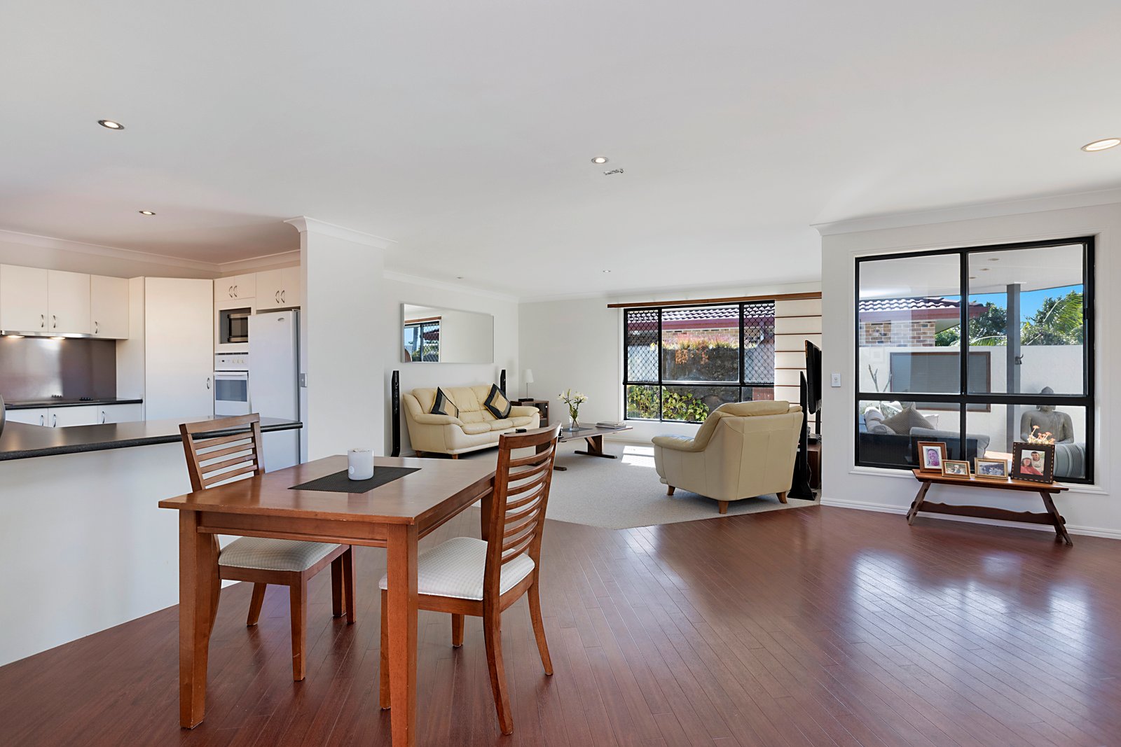 2/4 Sandbank Place KINGSCLIFF 1