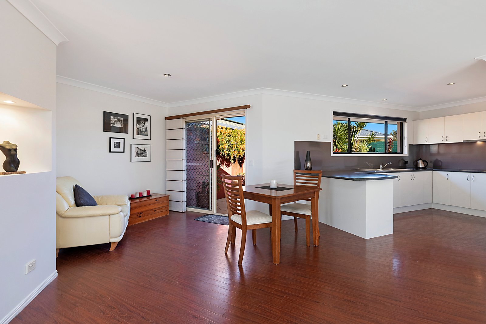 2/4 Sandbank Place KINGSCLIFF 4