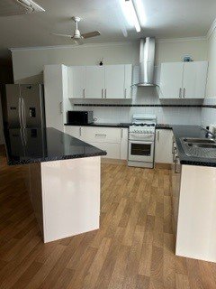 24 Sayonara Road CABLE BEACH 6