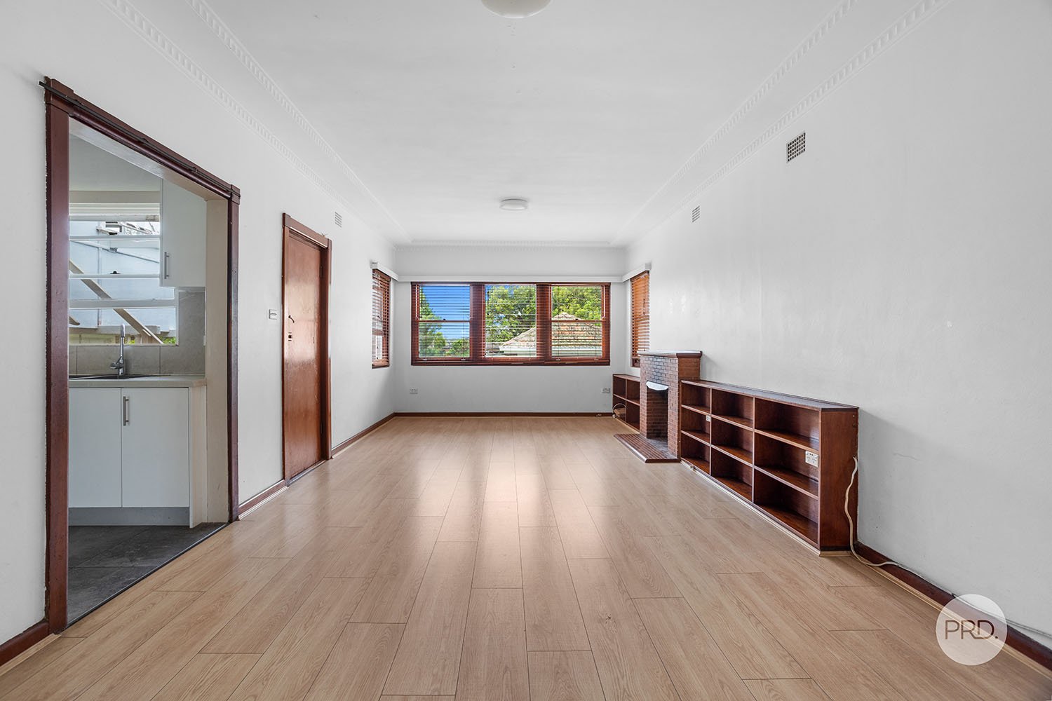24 Seaforth Avenue OATLEY 3