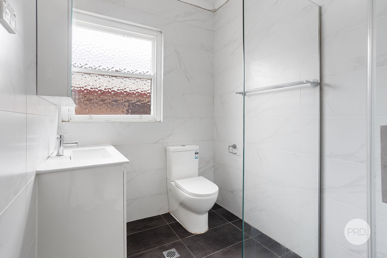 24 Seaforth Avenue OATLEY 6