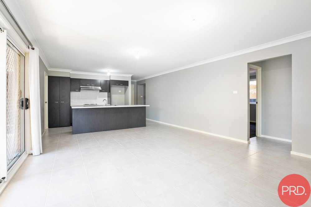 24 Sellers Avenue RUTHERFORD 7