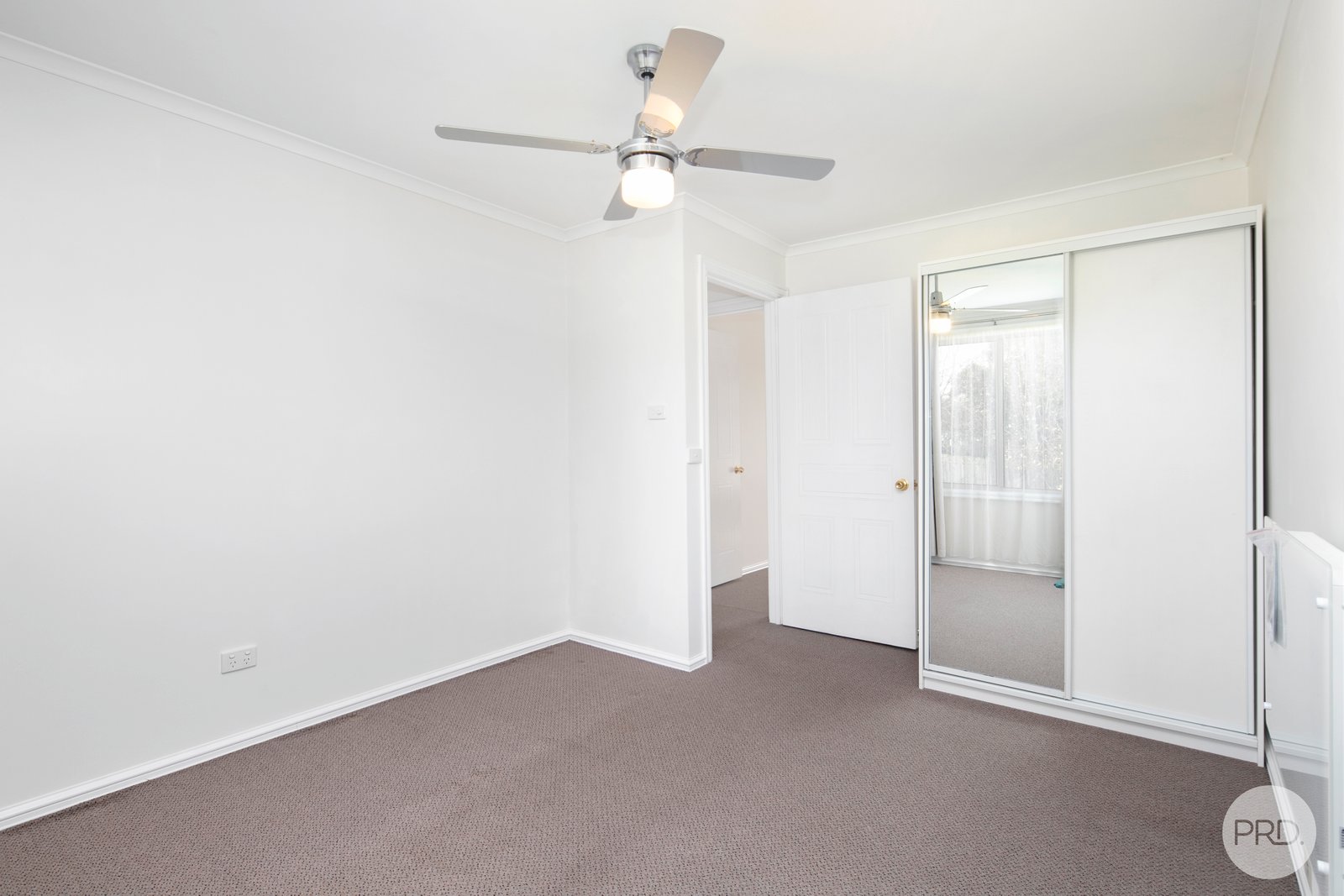 24 Semmens Avenue CRESWICK 6