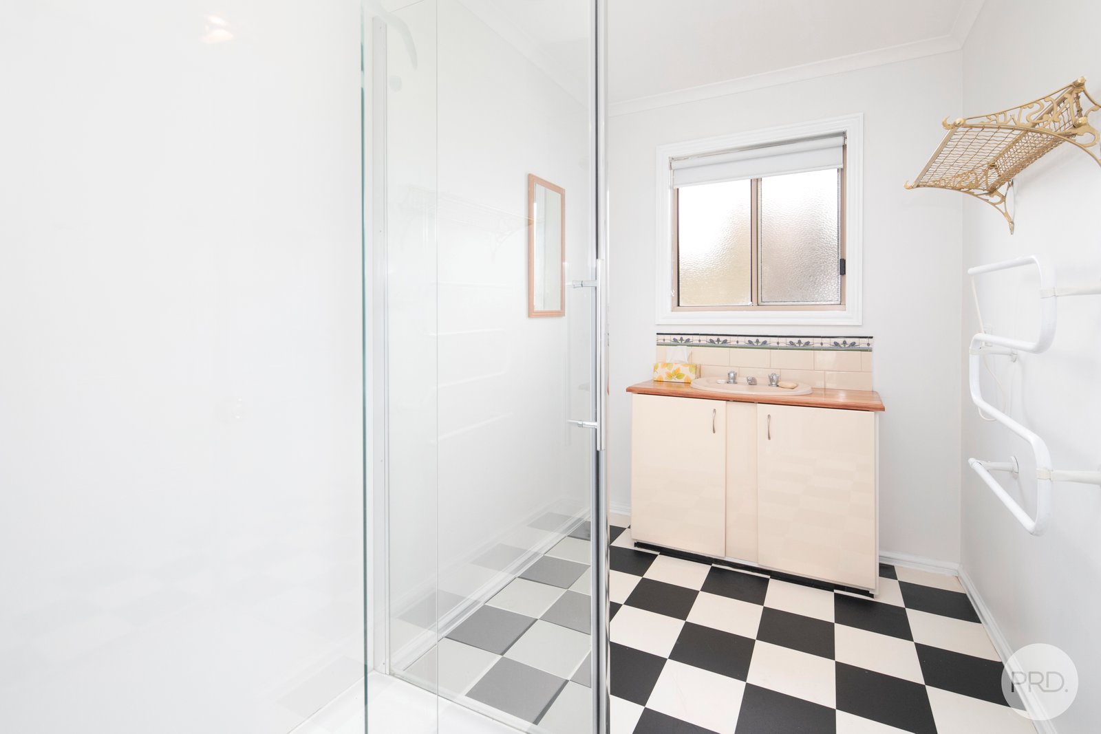 24 Semmens Avenue CRESWICK 8