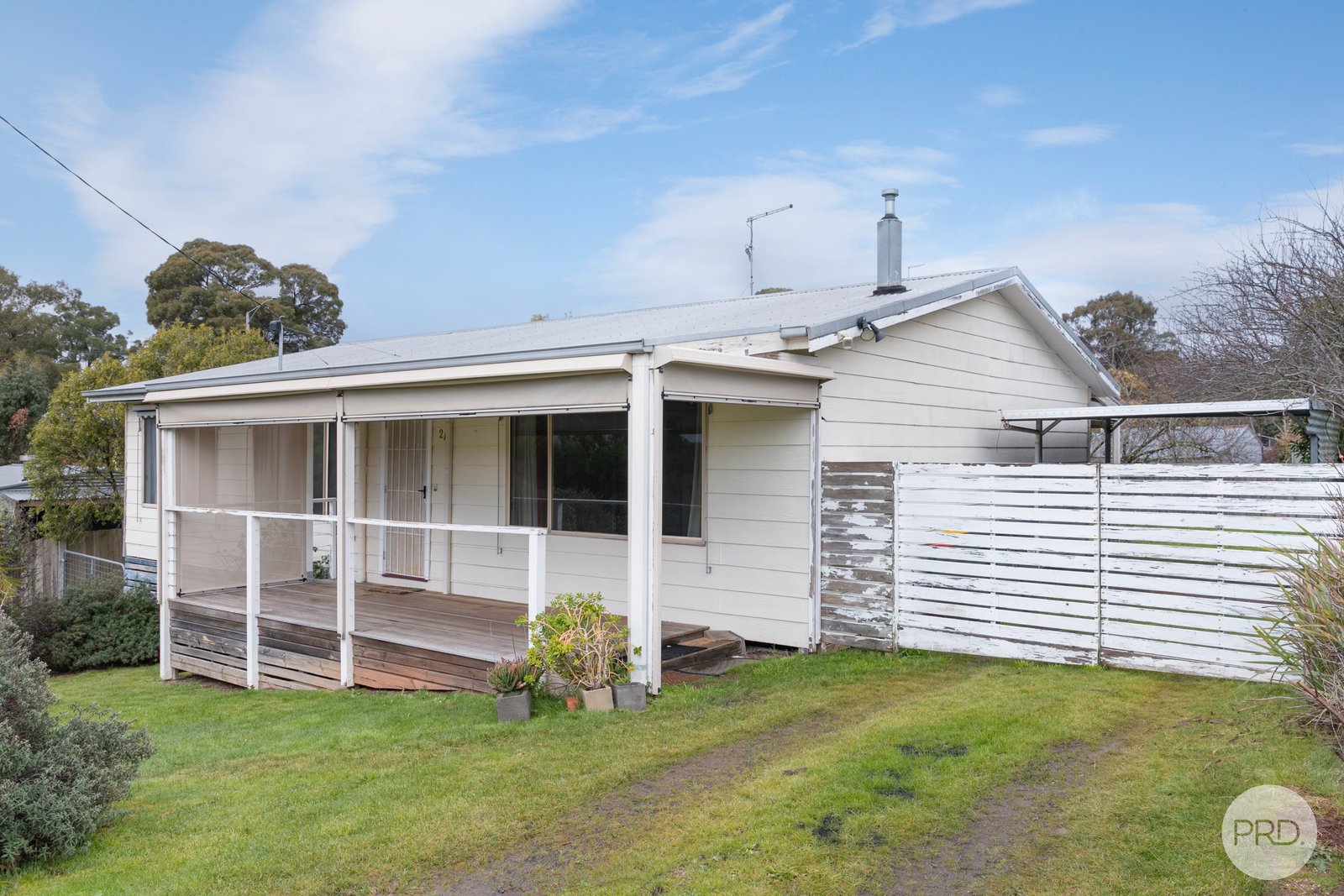 24 Semmens Avenue CRESWICK 1
