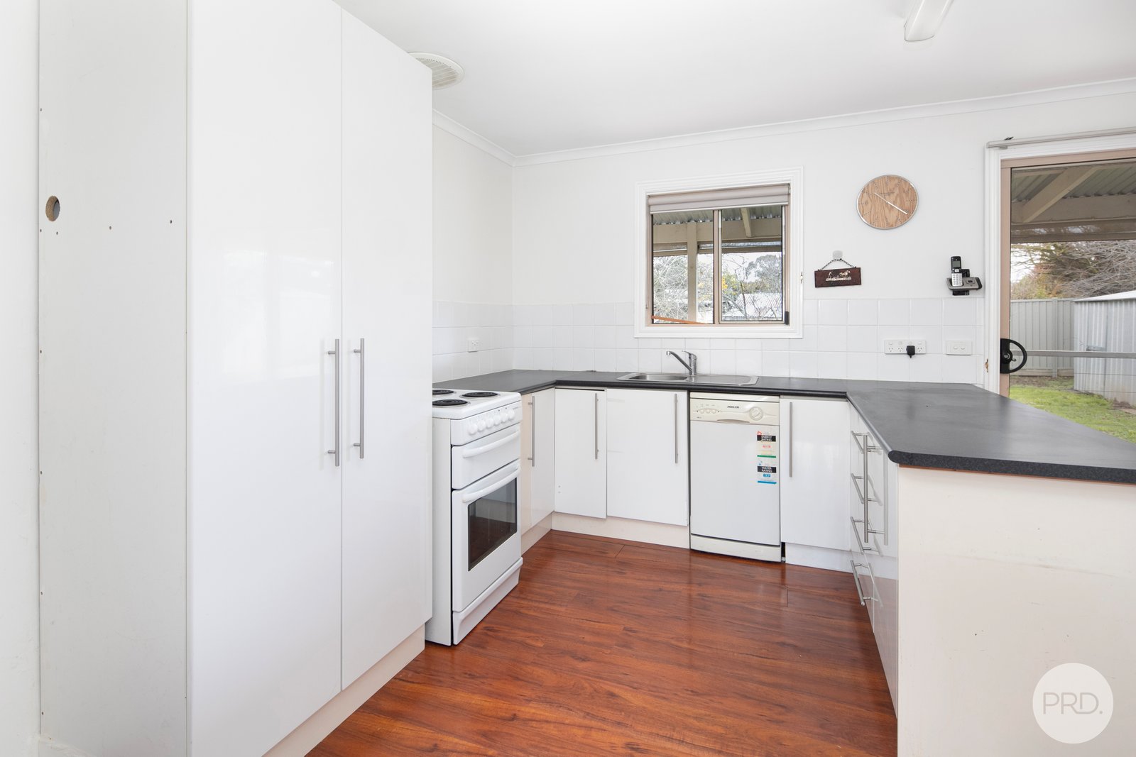 24 Semmens Avenue CRESWICK 2