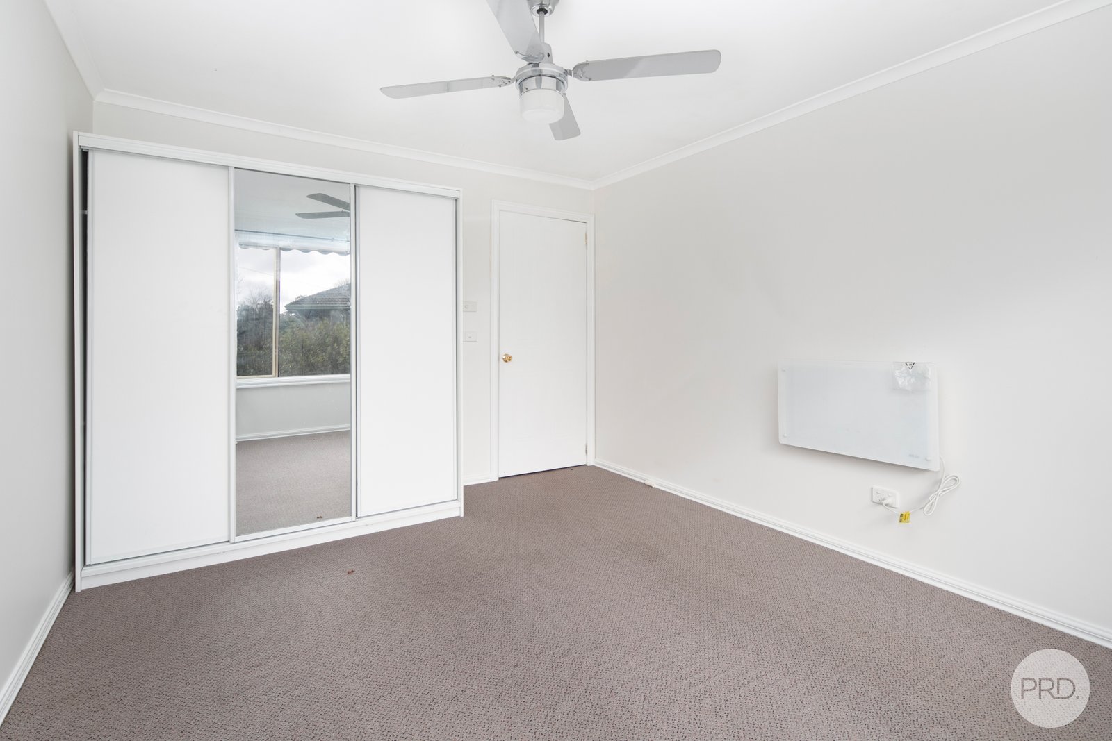 24 Semmens Avenue CRESWICK 5