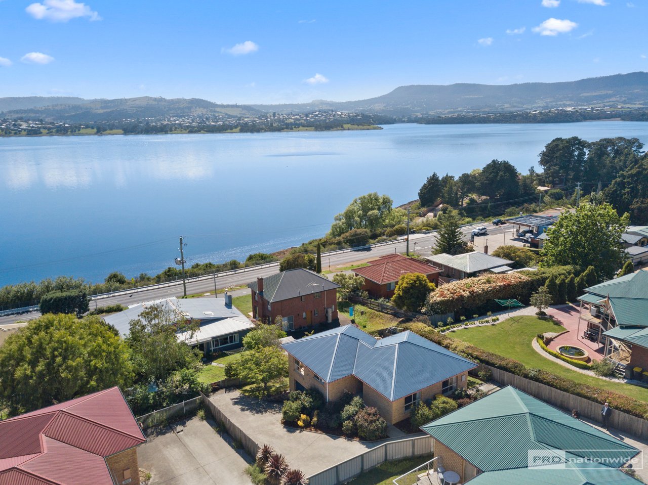 2/4 Sharron Drive GRANTON 20