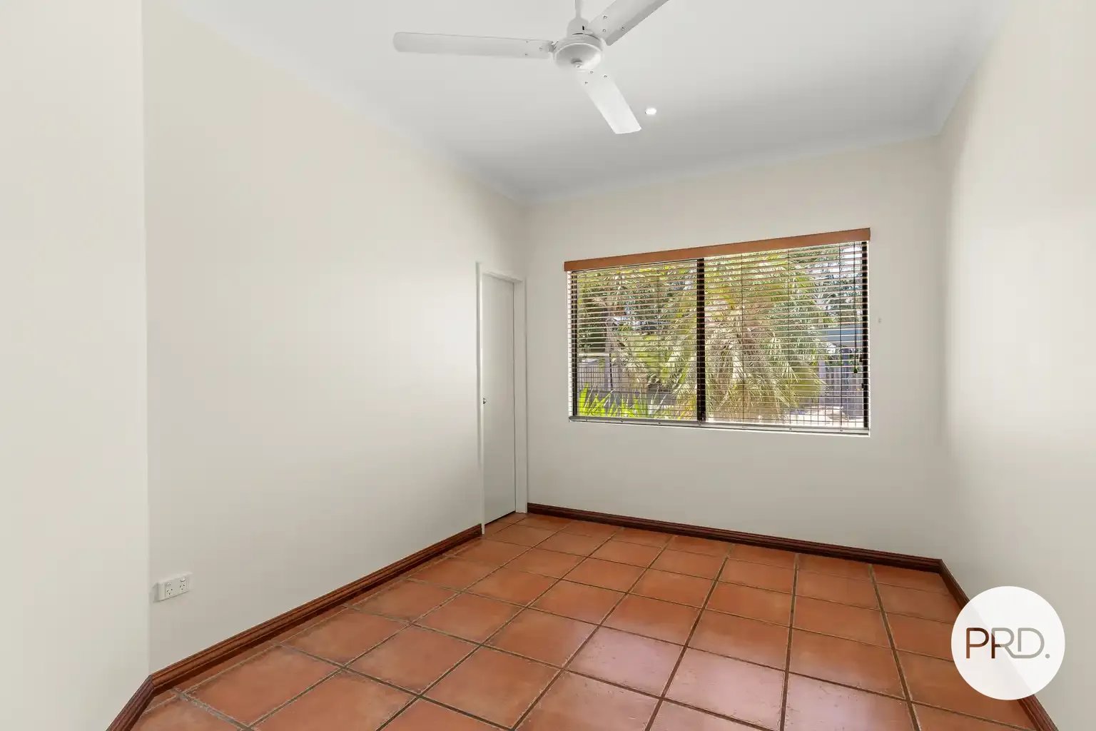 24 Shearwater Cres  DJUGUN 12