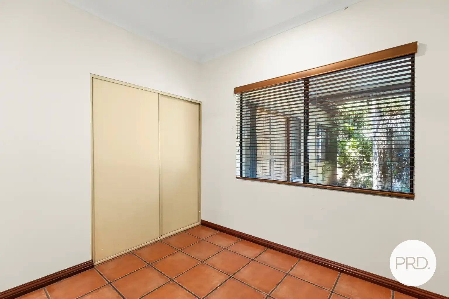 24 Shearwater Cres  DJUGUN 14