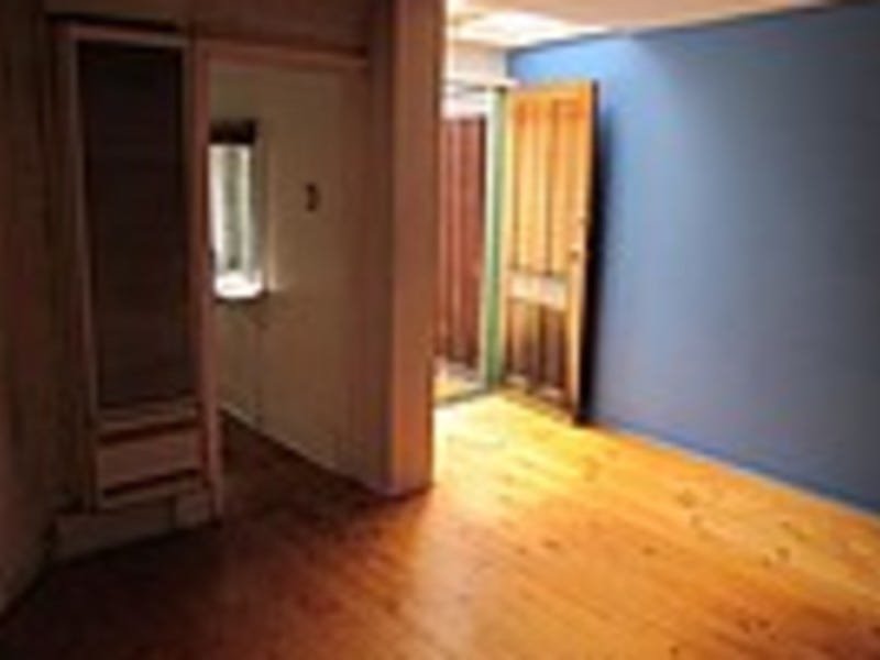 Gallery: 24 Simpson Street