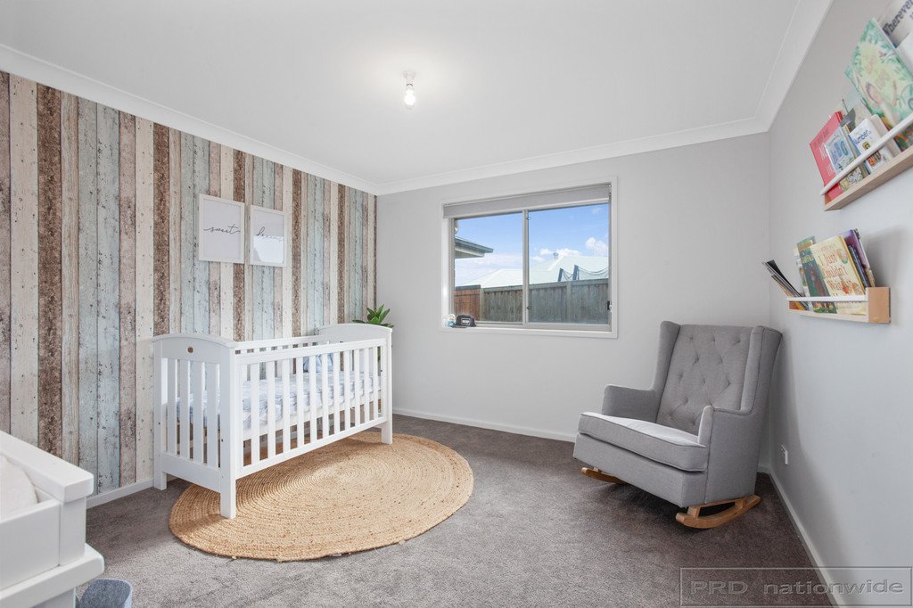 24 Skimmer Street CHISHOLM 12