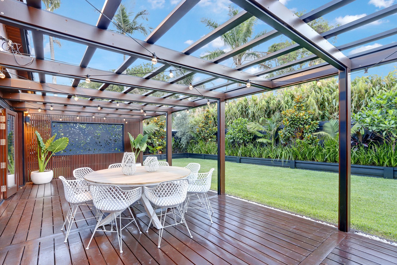 24 Spindle Street PALM BEACH 15