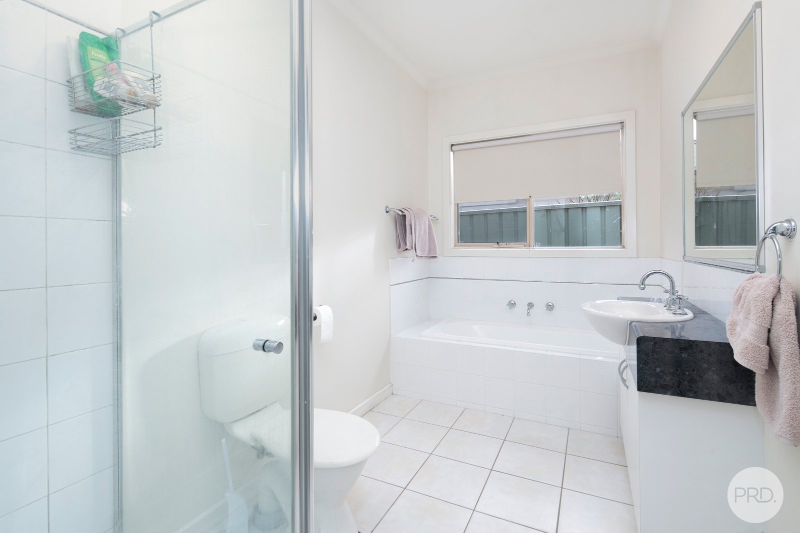 24 St Andrews Place LAKE GARDENS 3