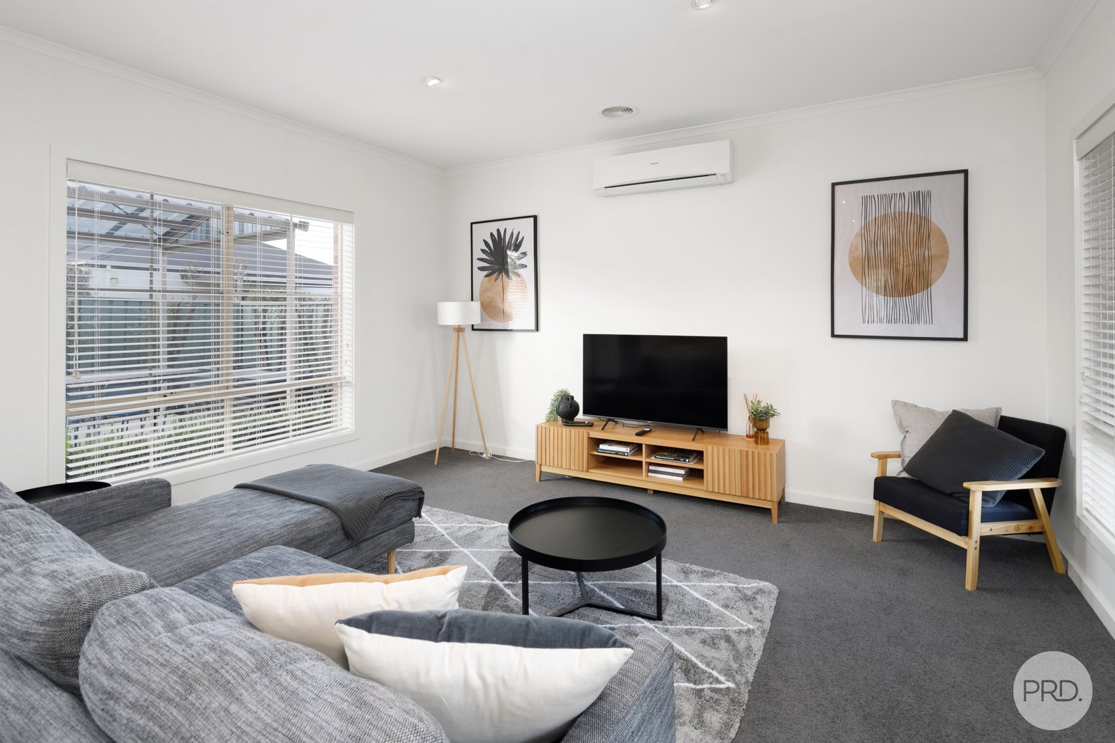 24 St Andrews Place LAKE GARDENS 5