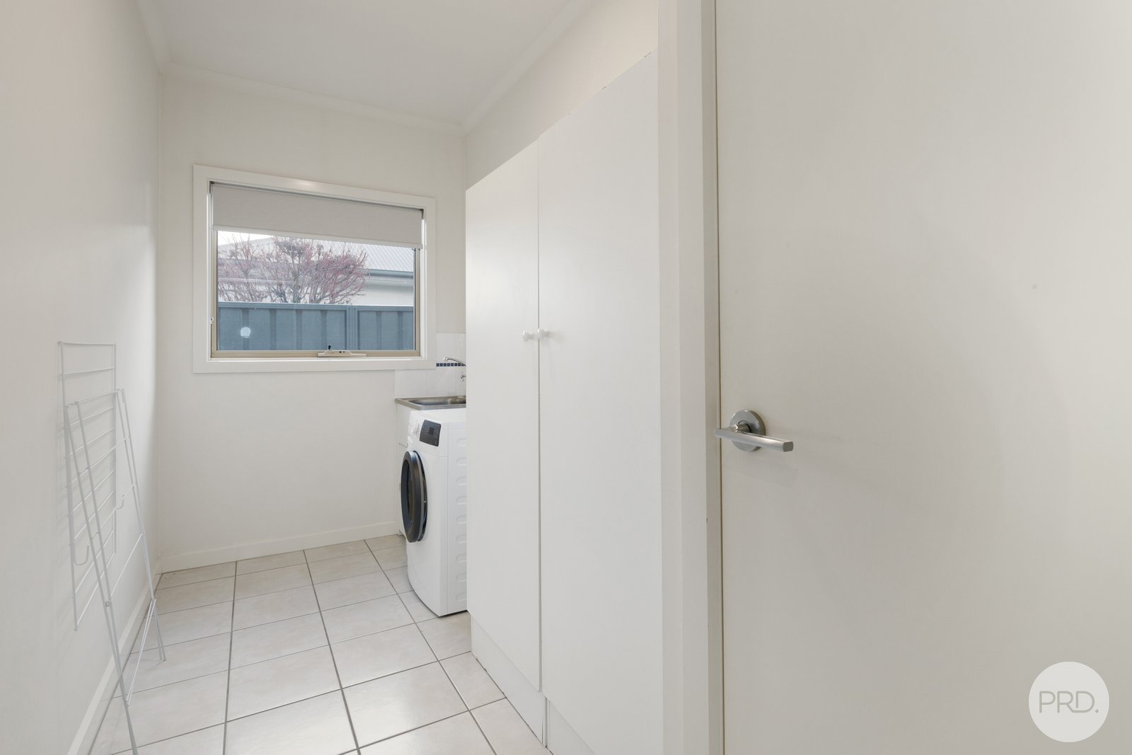 24 St Andrews Place LAKE GARDENS 12
