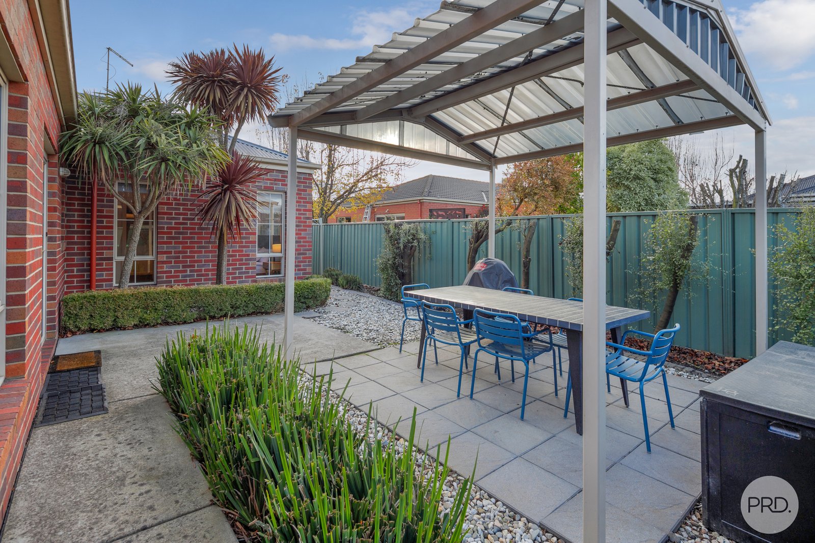 24 St Andrews Place LAKE GARDENS 13