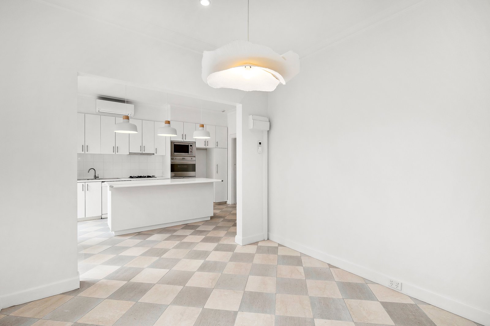 Real Estate and Property in 2/4 St Georges Court, Toorak, VIC