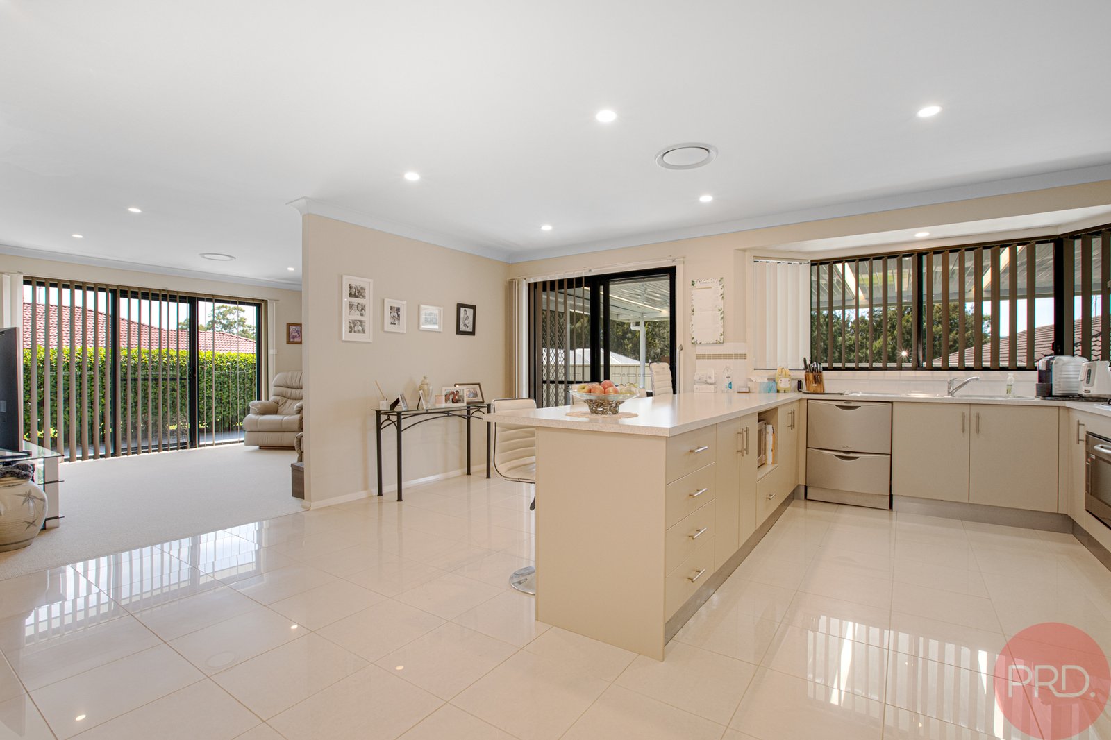 24 Stanley Close BOLWARRA HEIGHTS 6