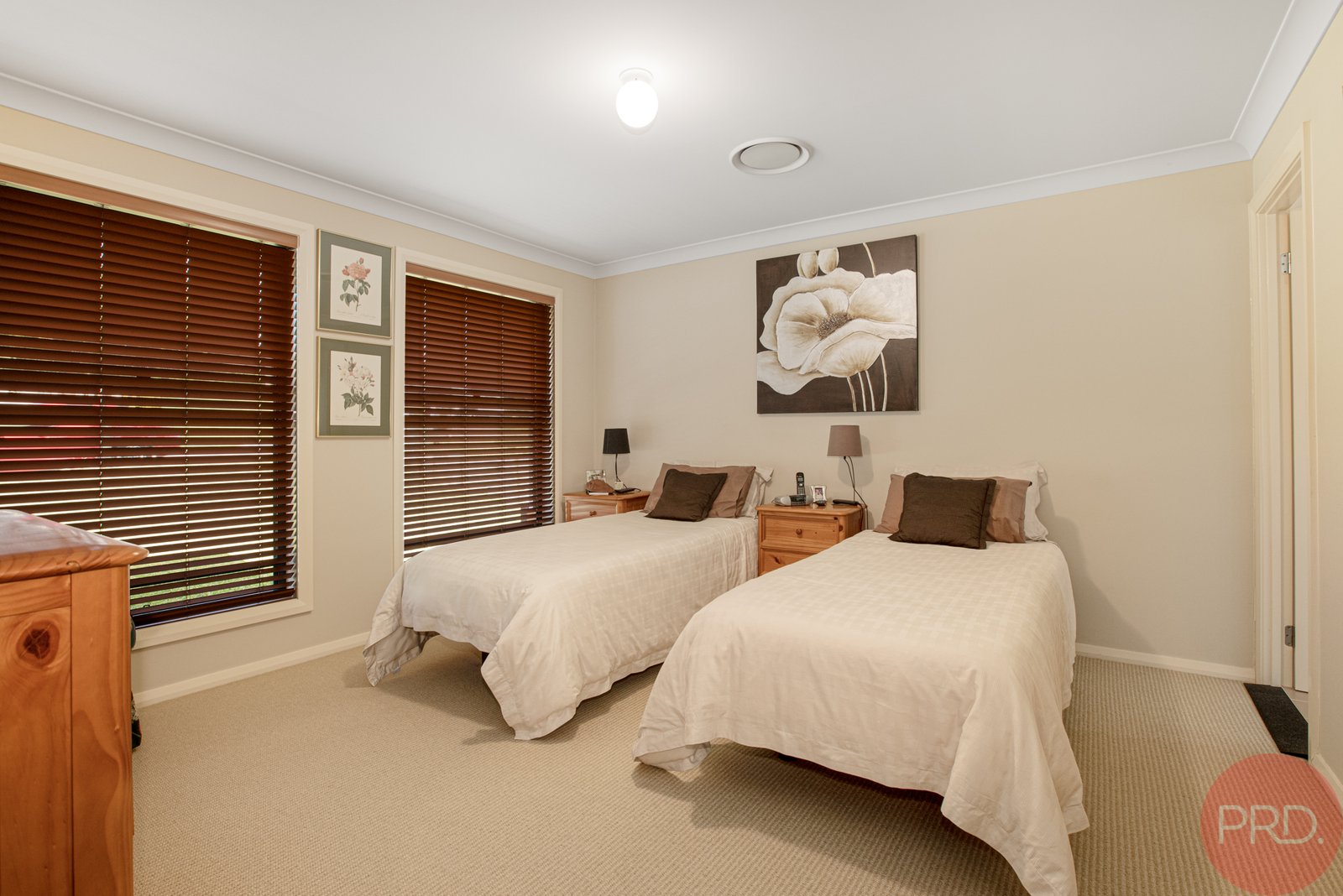 24 Stanley Close BOLWARRA HEIGHTS 11