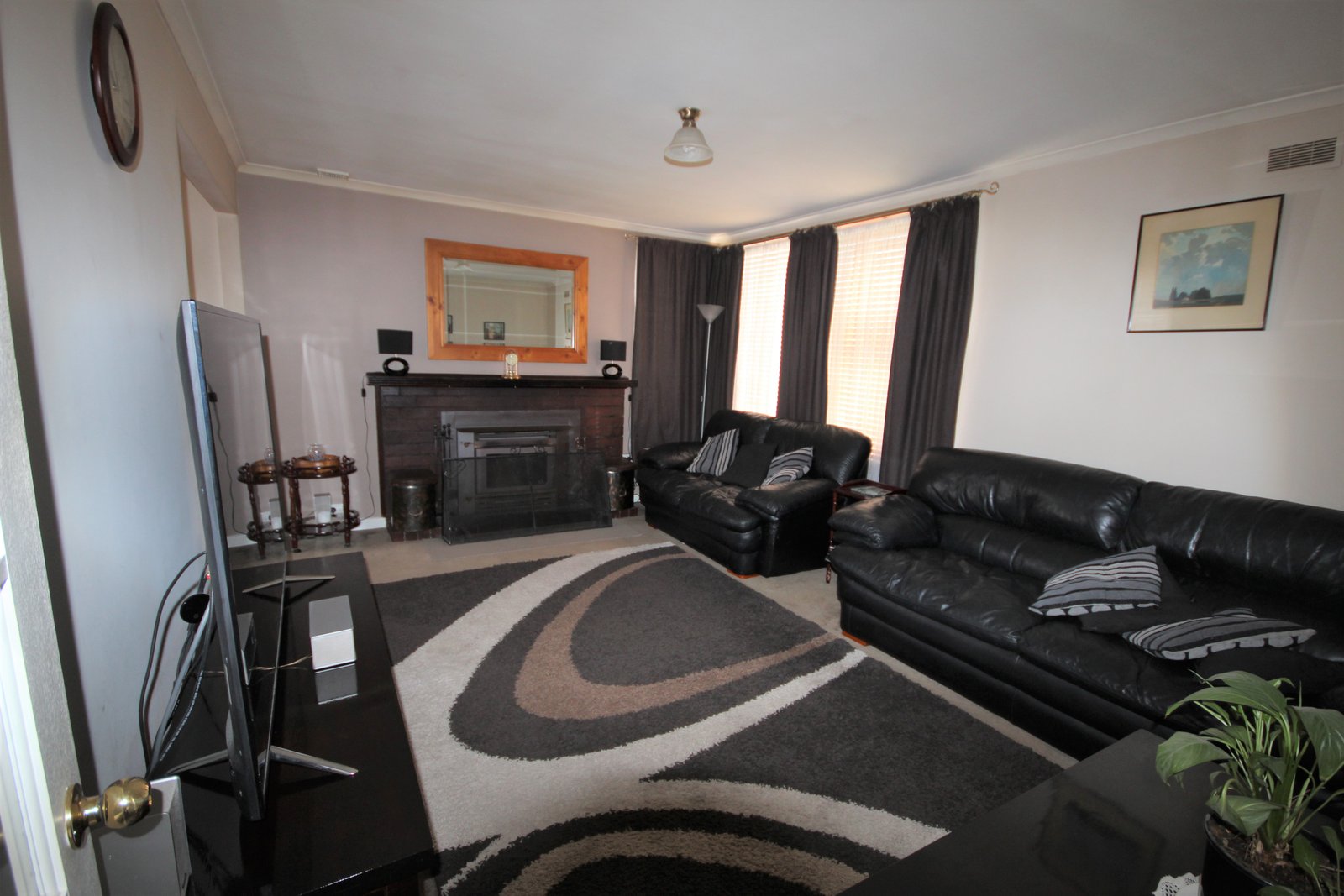 24 Stansbury Street GLENORCHY 3
