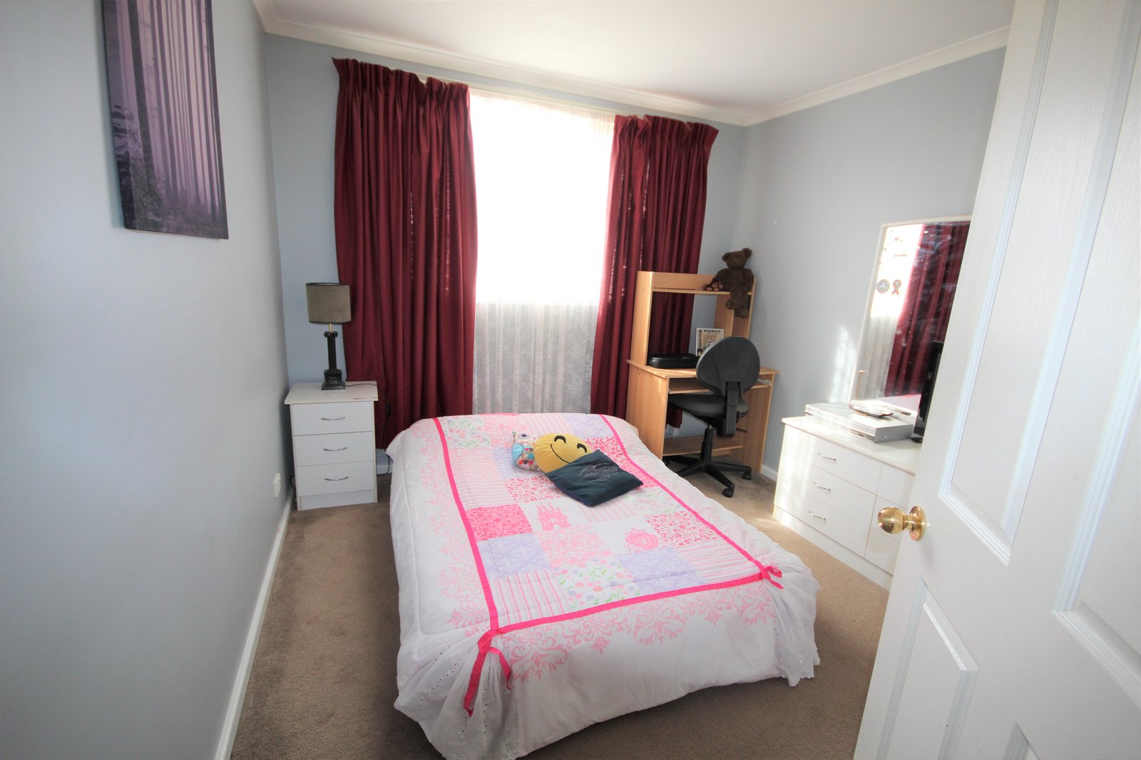 24 Stansbury Street GLENORCHY 11