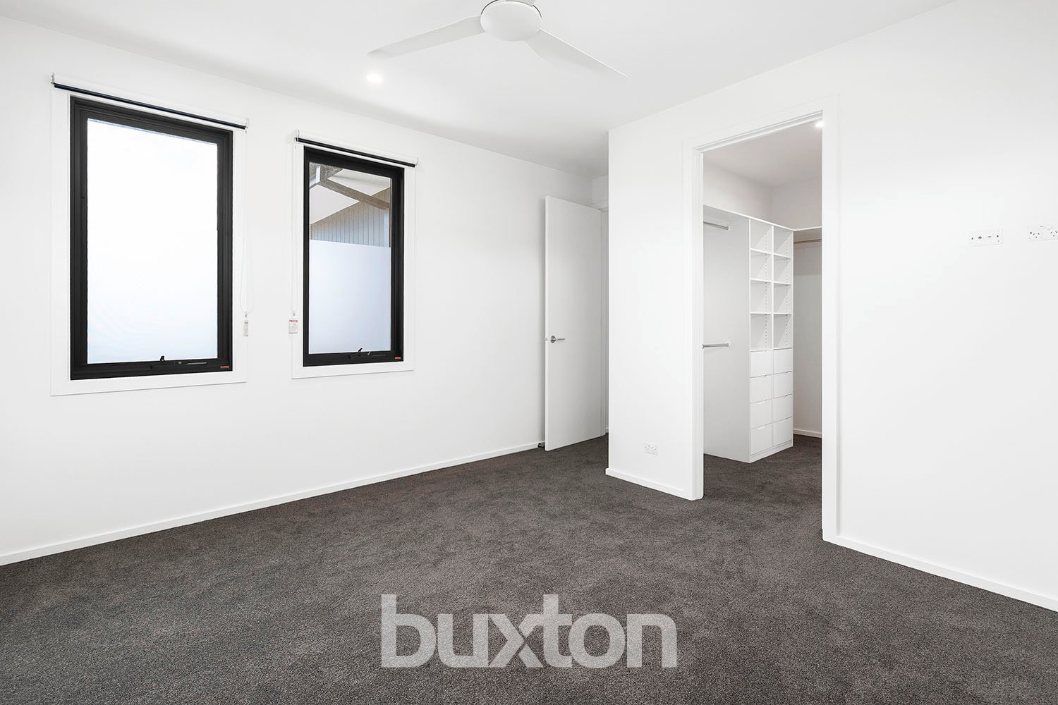 Gallery: 2/4 Stawell Street