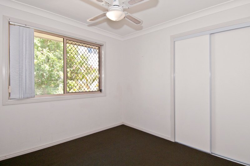 2/4 Stevens Street SOUTHPORT 12