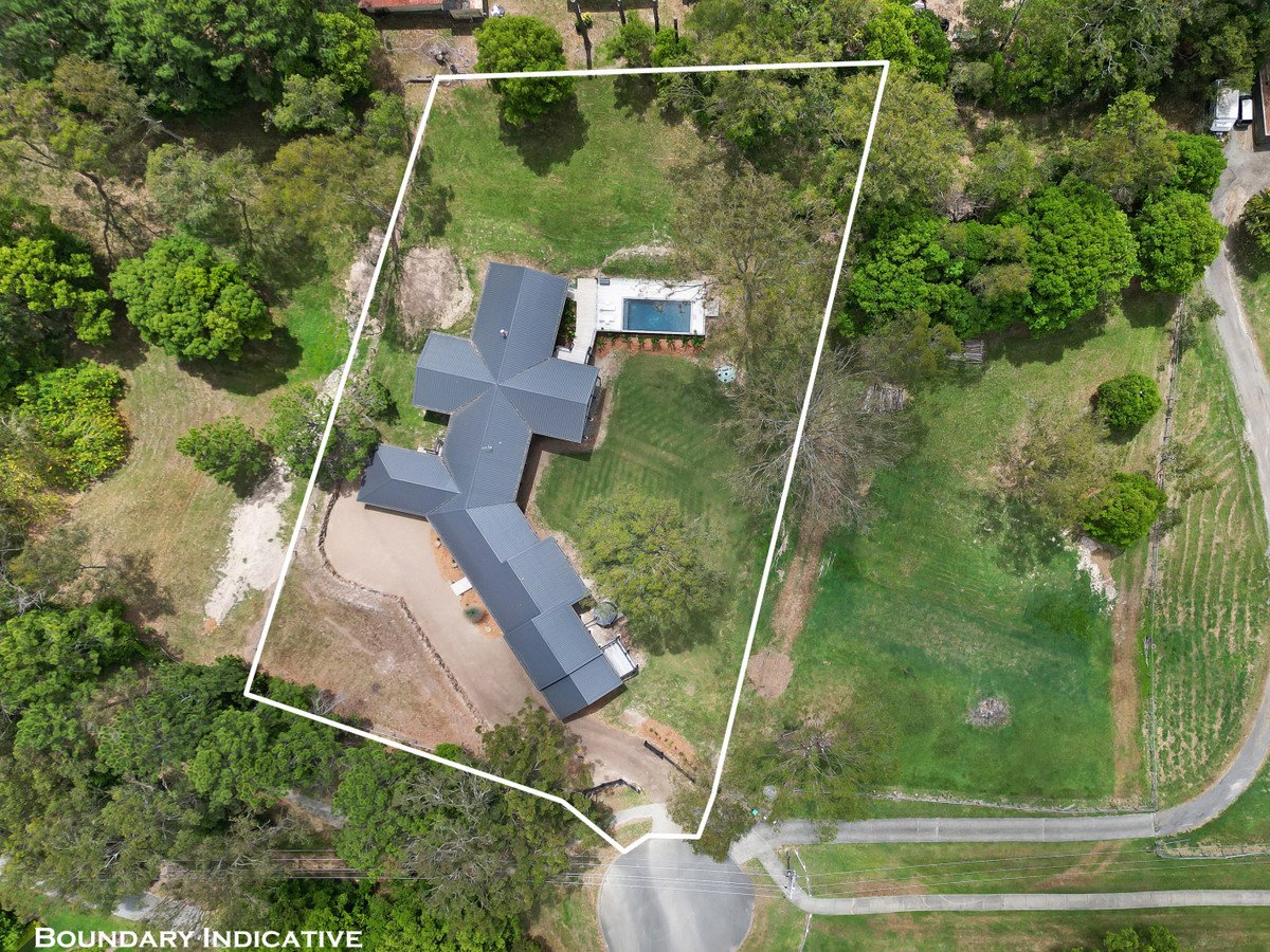 24 Stockyard Court Tallebudgera 32