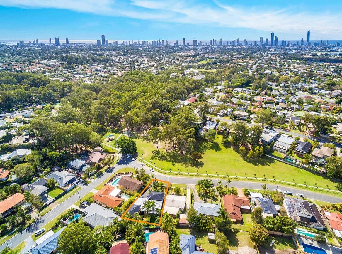 24 Sun Valley Drive ASHMORE 24